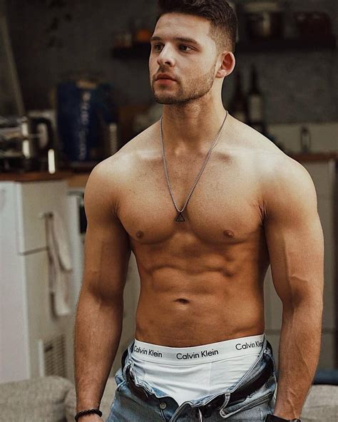 hottest guy onlyfans|Top 20 Hottest Male OnlyFans Models